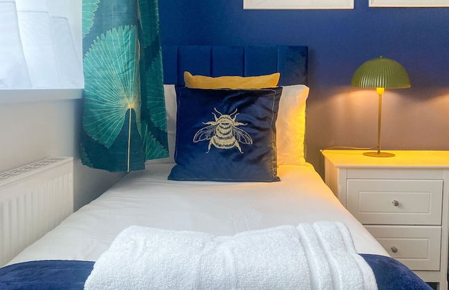 Phoenix House - Photo 20