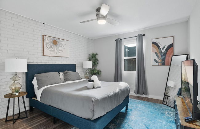 Modern 2BR Near UT Hyde Park Evonify - Foto 39