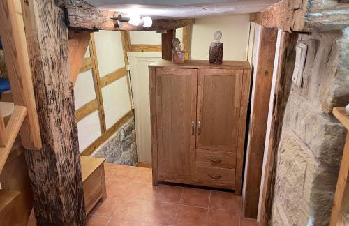 Mittelalterdomizil mit Balkon und Parkplätzen - Foto 20