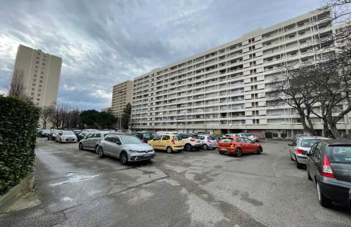 BnGo I Le Spacieux I 12 personnes, 5 chambres, 2 salle de bain, parking privé, WC séparé, Wifi - Foto 53