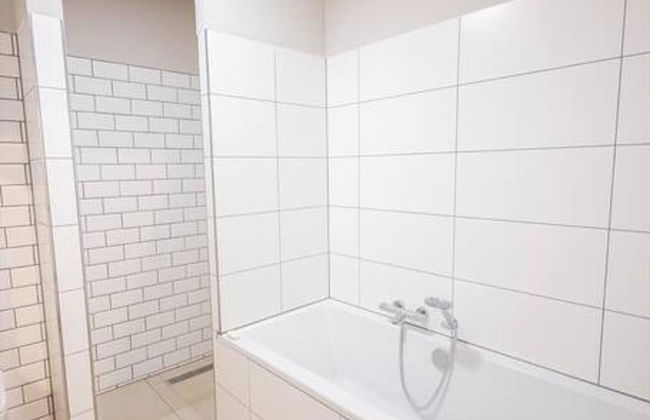 Serviced 3BR Apartment in Utrecht - Photo 35