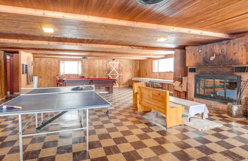1 Mi to Lake Superior Cottage with Sauna and Rec Room - Foto 2
