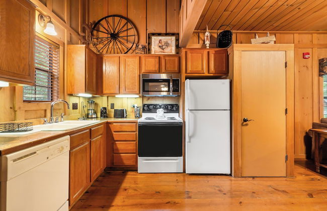 Cabins at Green Mountain - Photo 15