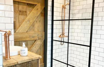 Farndale House-Hot tub - Photo 15