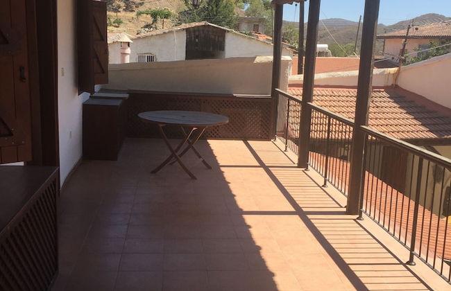 Traditional Large Detached Village House wih Private Pool and Enclosed Courtyard - Foto 4