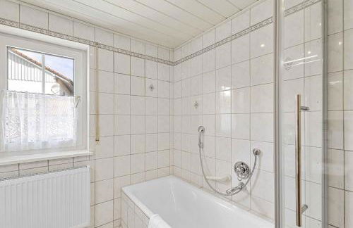 EG Apartment - WLAN - Terrasse - Parkplatz - Photo 16