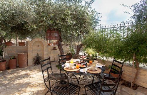 Eleon Residence - Photo 40