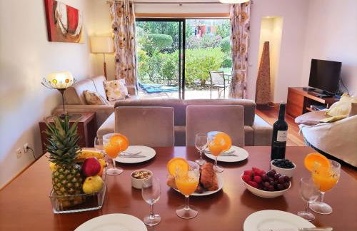 Fabulous Sunny Pool&Garden Condo by BeCherish - Foto 14