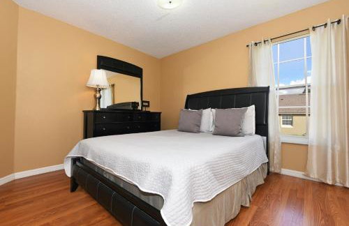 5BR Golden Pond Resort Family Villa with Pool Near Disney - Foto 19