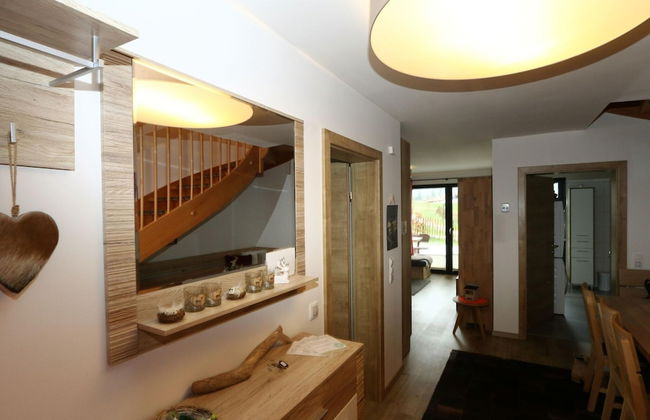 Chalet Alpenzauber mit Beheiztem Pool, Inzell - Photo 2