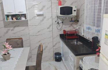 Apartamento com Estacionamento, Wi-Fi, Ar condicionado a 300 metros da Praia da Enseada no Guarujá. - Foto 57