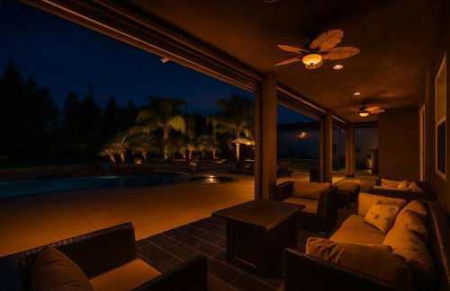 Oasis on the vine - Custom Luxury Resort Amenities - Foto 47