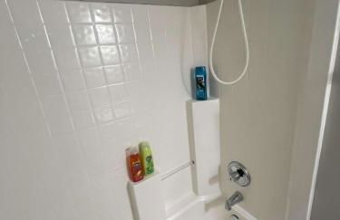 The Columbia Crash Pad Near Bases, USC, Shops - Foto 44