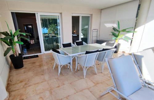 Luxury Frontline Residence - EHHouse - Photo 9