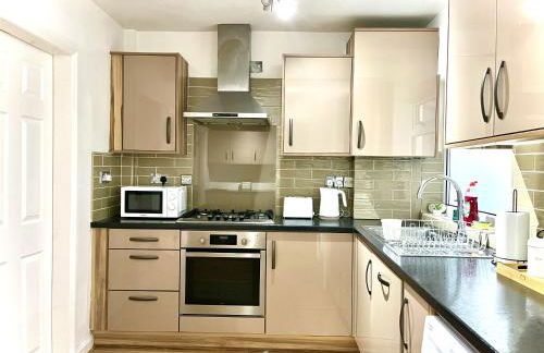 Stunning 3 Bedroom House Near Birmingham Airport and NEC - Foto 21