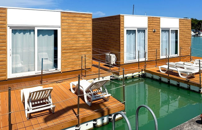 Marina Uno Floating Resort - Foto 1