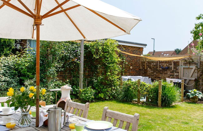 Pretty Coastal Home in Bosham Close to Water - Foto 35