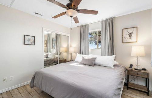 NEW! HUGE 5BR Mountain Views Game Room Hot Tub Lawn Games BBQ - Photo 27