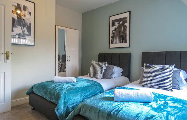 Tudors eSuites Birmingham Townhouse for Contractors - Foto 2