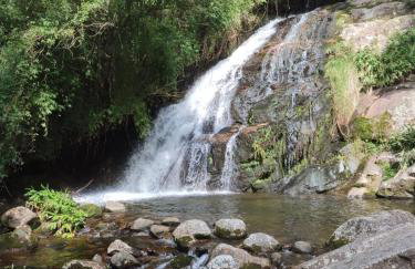 Chalé da Cachoeira - Cachoeira particular dentro da hospedagem - Foto 72