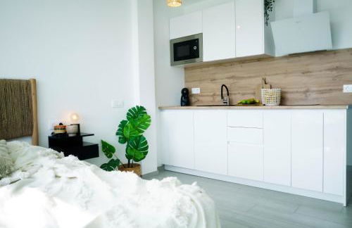 Emerald Suite Plaza - Photo 11