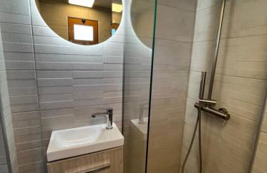 Oihalia's petit DOUBLE ROOM - Foto 10