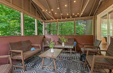 Birchwood by Avantstay Game Room + Lake Access - Foto 6