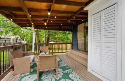 Spacious Modern Retreat w Game Room and Yard - Foto 57