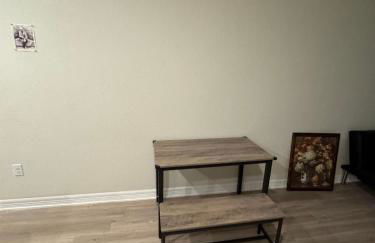 Cozy 2BHK Getaway in Cedar Park - Photo 32