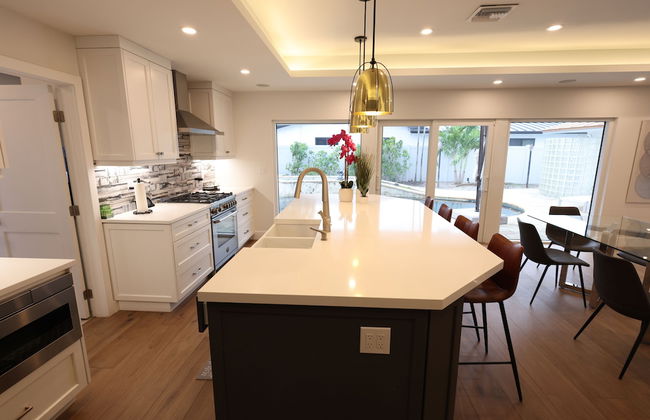 Lux Pool and Spa - Foto 9