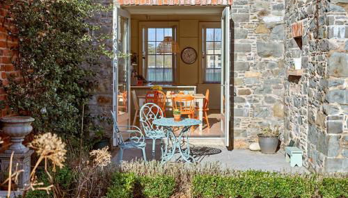 Charming townhouse with sunny garden - Foto 1