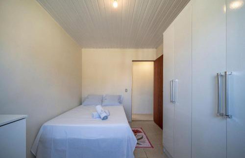 Casa Costeira 3Q perto da praia by Achei - Foto 11