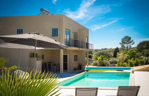 Casa Gemeos - Foto 1