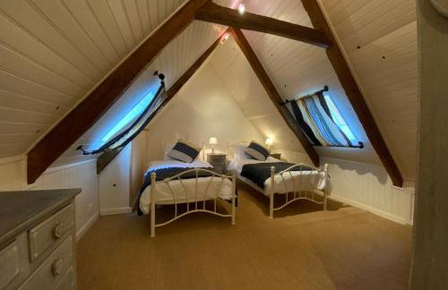 Priory at Kergudon Gîtes, Family gîte with pool - Foto 27