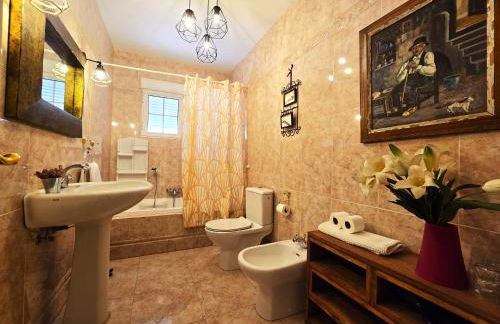 Entreacebedas rural&vacaciones, alojamientos con jardín PRIVADO, barbacoa y chimeneas - Foto 57