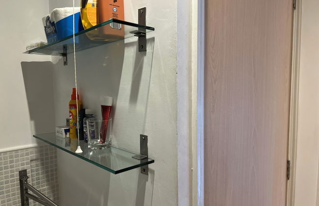 Nantwich - Sleeps 4 - Parking - Town 10mins Walk - Photo 15