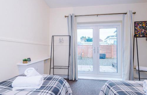 2 Bedroom Home Sleeps 4 Ideal for Long Stays and Business Trips - Foto 14