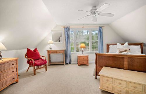 Cozy Bungalow Close to Downtown - Foto 19