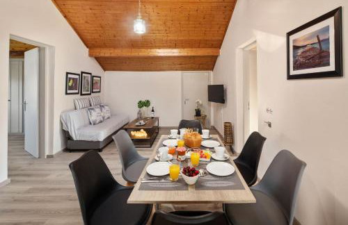 Villa Paradiso: Near beach, superb pool and garden - Photo 41