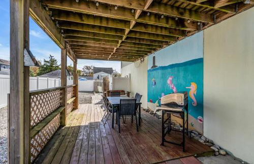 Game Room, Kayaks, Steps to the Ocean! - Photo 18