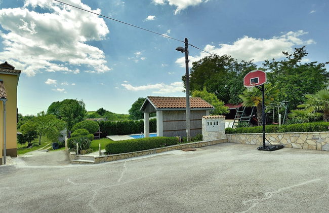 Holiday Home in Lindar With Pool - Foto 35