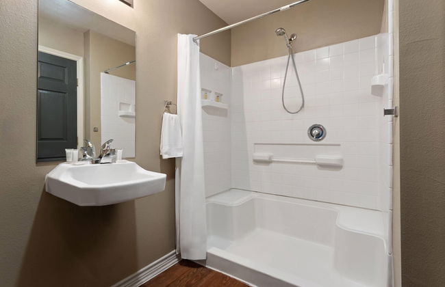 Eagle's Den Suites Carrizo Springs a Travelodge by Wyndham - Foto 18