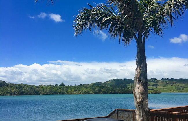 Raglan Palm Beach Motel - Photo 56