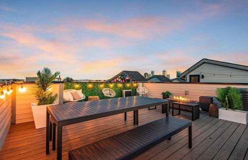 Luxury Townhouse with Rooftop Deck Less than 10 mins to Downtown - Foto 46