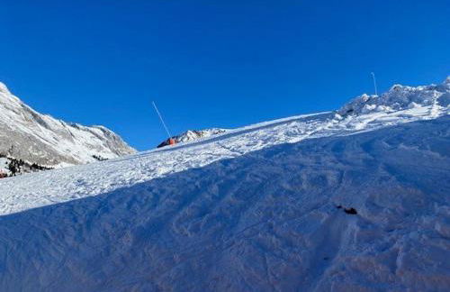 Charmant T3 ski aux pieds, 6 pers, balcon, garage - FR-1-458-217 - Foto 14