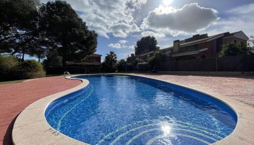 Casa Adosada Acogedora - Con Parking - ES-9-187 - Foto 1