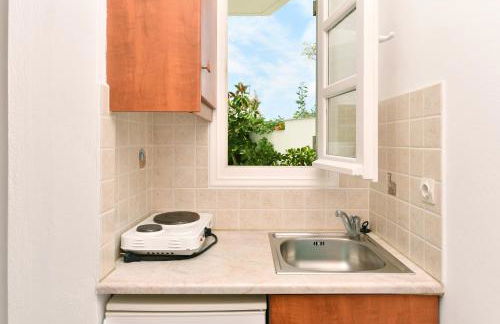 Hara Studios and Apartments - Photo 26