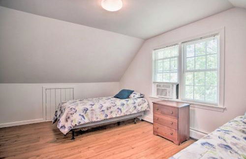 Near Beaches and Dtwn Falmouth Family Home with Deck - Foto 20