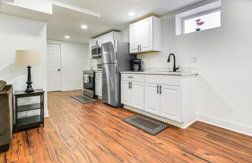 7 Mi to Baltimore Maryland Gem with Shared Yard! - Foto 7