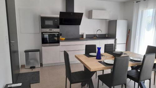 Gîte les rhododendrons Fleurs des Pyrénées - Foto 4